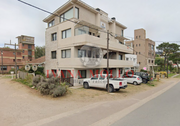 DEPARTAMENTO 2 AMBIENTES - EN VENTA - A METROS DEL MAR