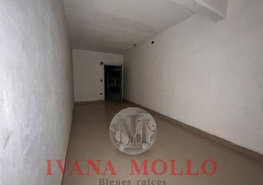Deposito en alquiler anual en Pinamar Centro
