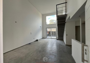 Duplex en venta 3 ambientes en Pinamar a estrenar con cochera y parrilla